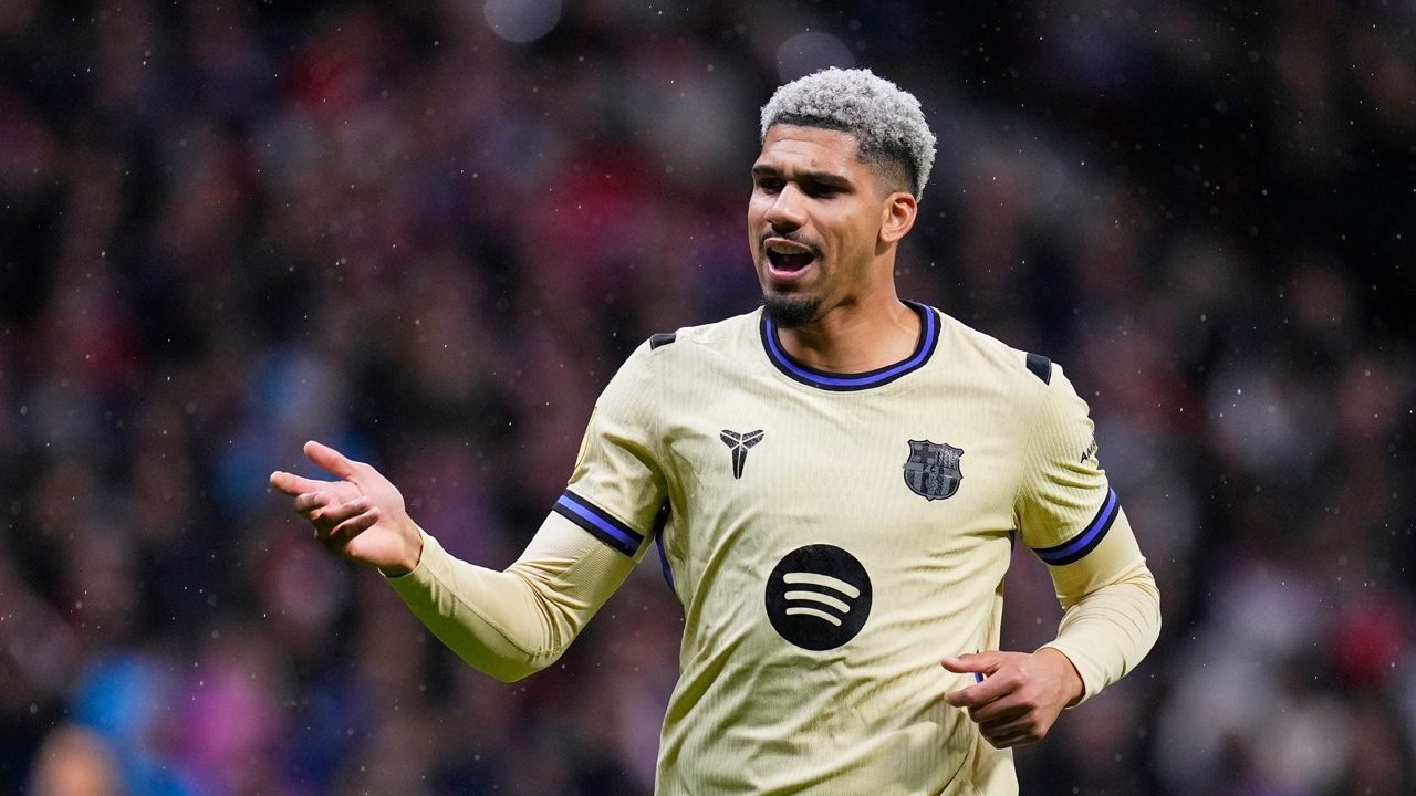 Ronald Araujo Barcelona Transfer Liverpool